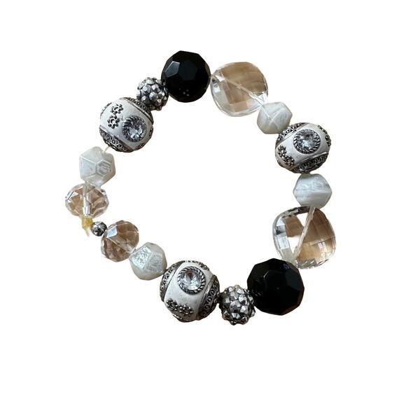 Pair of Black and White Stone and Glass Stretch Bracelets - Picture 5 of 7